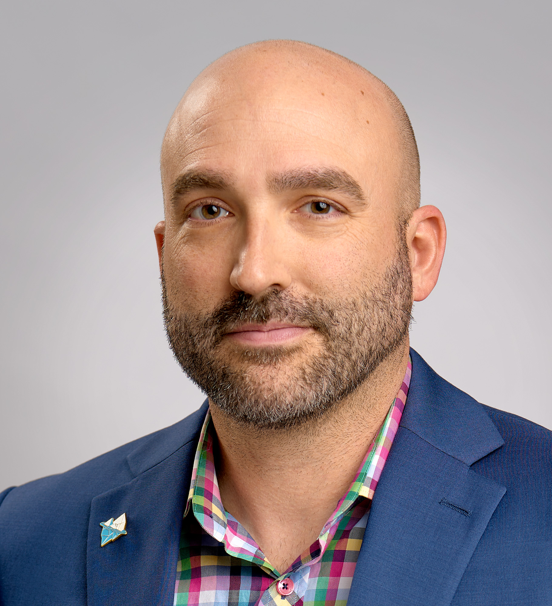 Travis Manfredi headshot